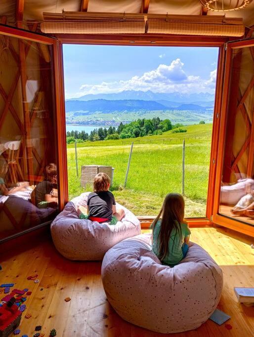 Woda Gory Las - Glamping Caloroczny Szlembark Экстерьер фото